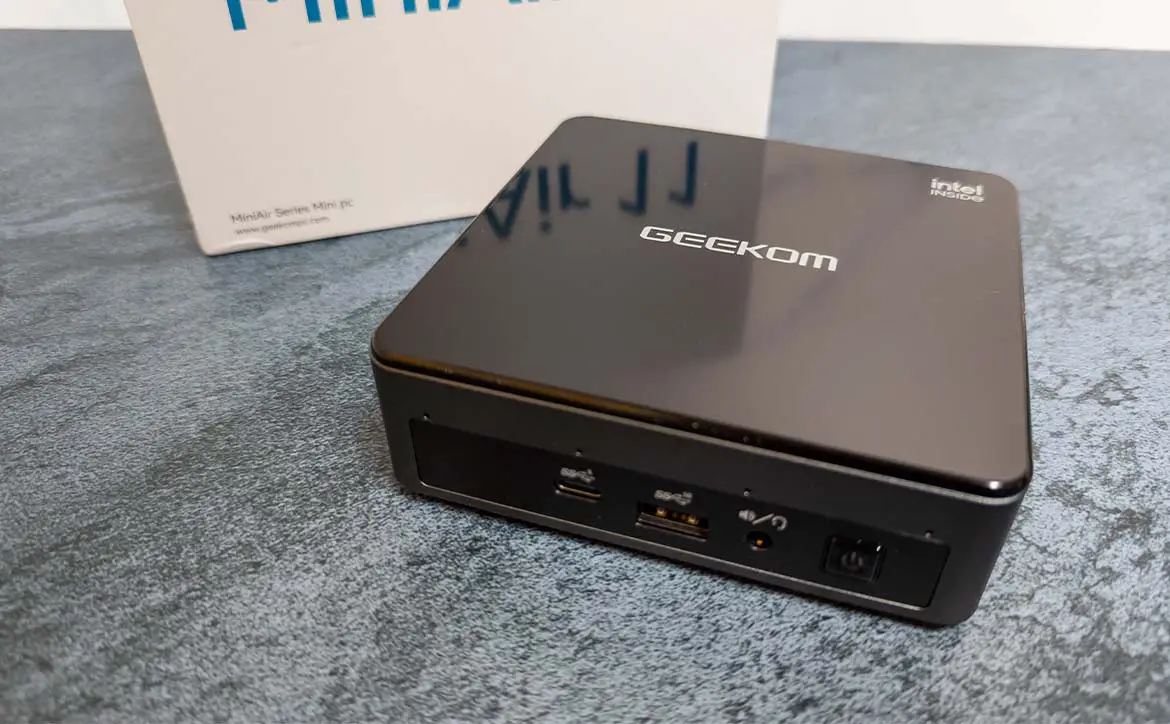 The GEEKOM MiniAir 11 Mini PC